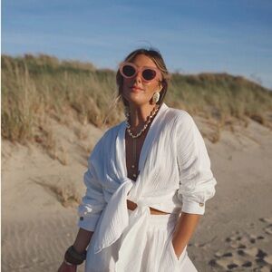 Olive Green Women's 2-piece set 
Brand- how do you wear that